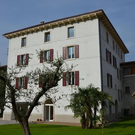 Palazzo Oltre Lejlighed Arco Eksteriør billede